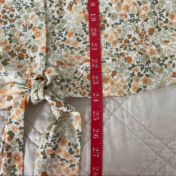 NWT LC Lauren Conrad Micro Floral Tie Front Long Sleeve Button Up Blouse Size M - Picture 13 of 13